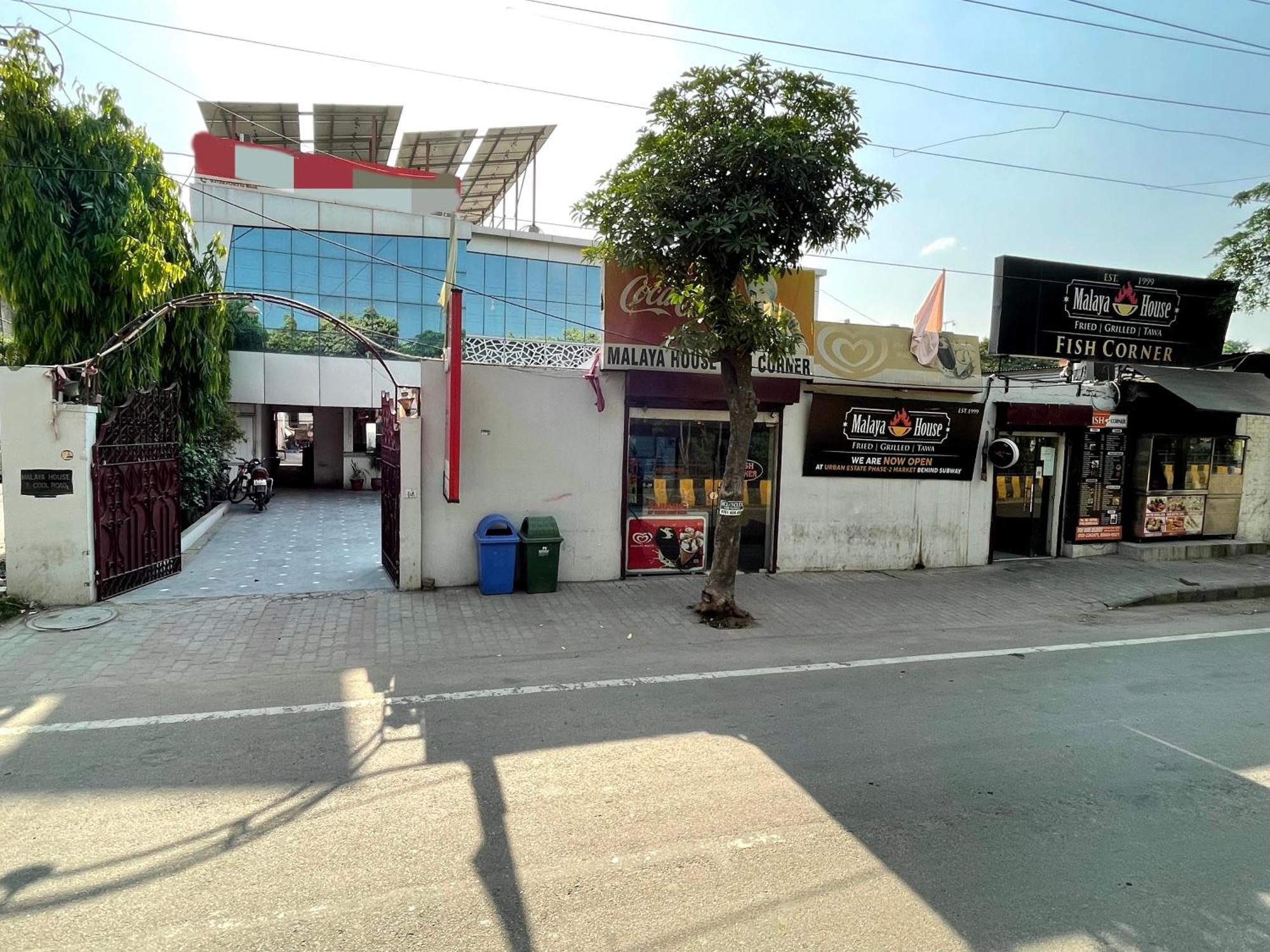 Hotel Malaya House --Couples, Family, Corporate Favorite-- Near Bmc Chowk Iconic Mall à Jalandhar Extérieur photo